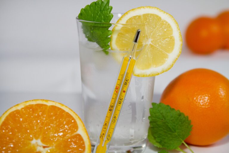 Vitamin C protiv virusa. Zvanične informacije dokaza efikasnosti