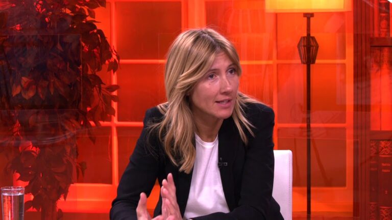 Dr Katarina Bajec